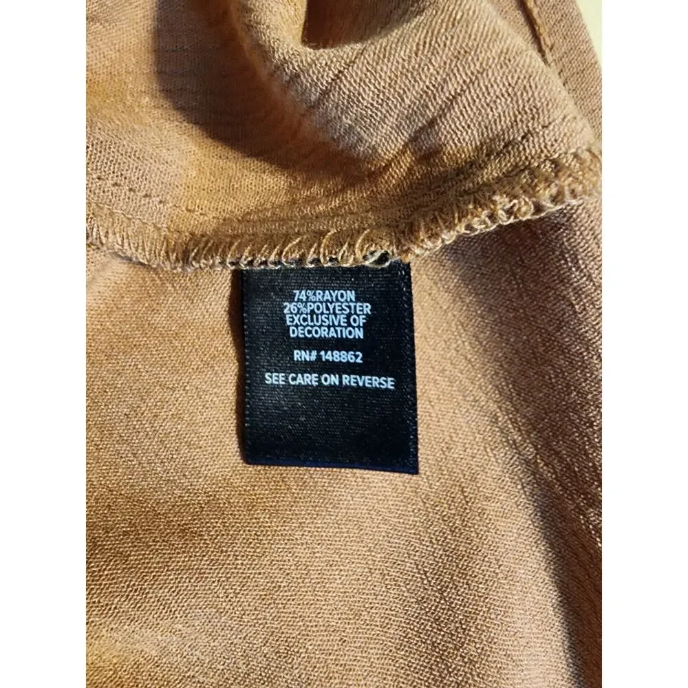 Torrid Crinkle Gauze Strappy Tank Biscuit‎ Size 2 NWT - Picture 4 of 5